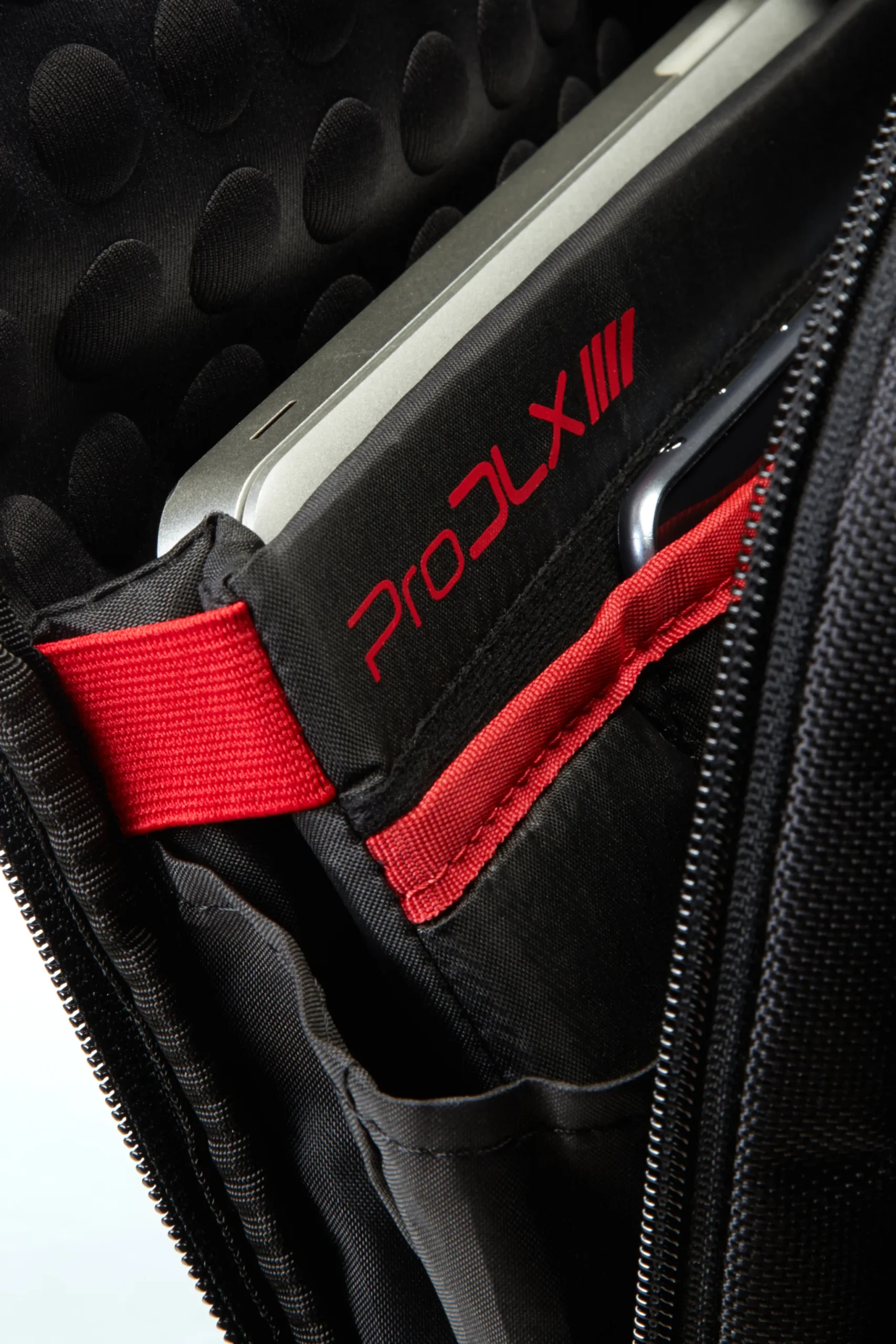 L_16_4_LAPTOP_COMPARTMENT
